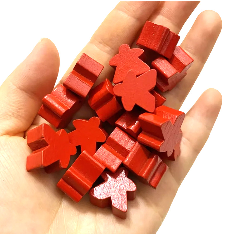 Çok renkli ahşap meeple piyon oyunu aksesuarları