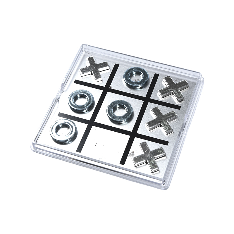 Şeffaf Akrilik Kutuda Manyetik Metal Tic-Tac-Toe Seti